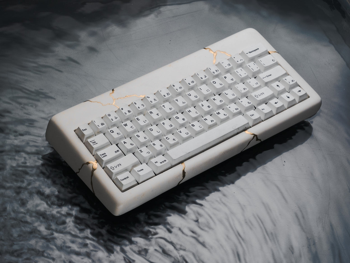 Mason60 Kintsugi- White 1