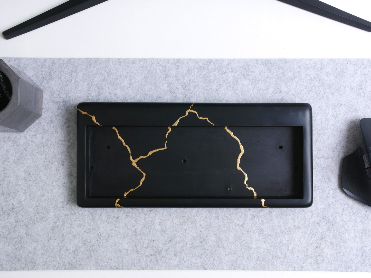 Mason60 Kintsugi- Black 1