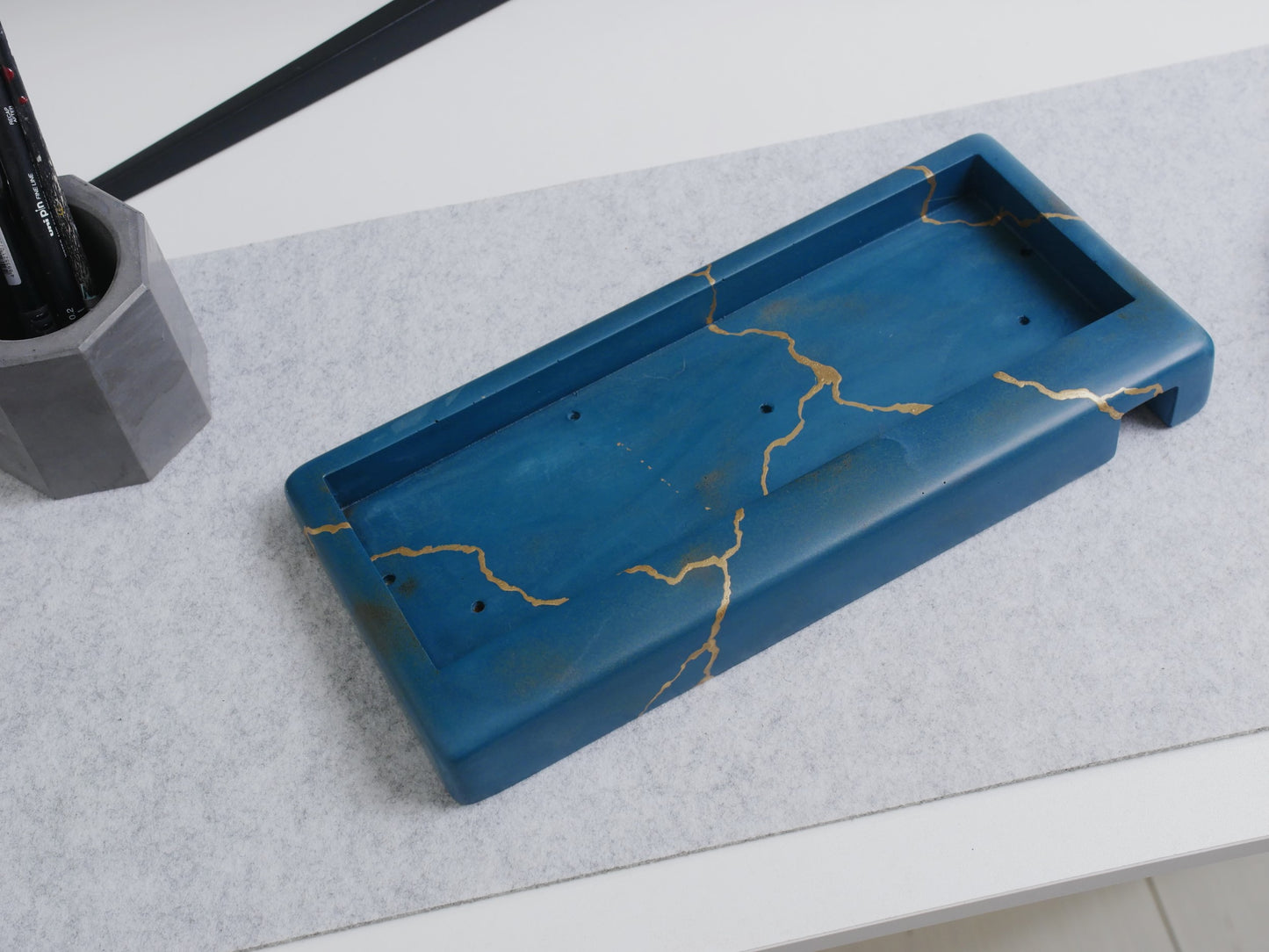 Mason60 Kintsugi- Grey Blue 1
