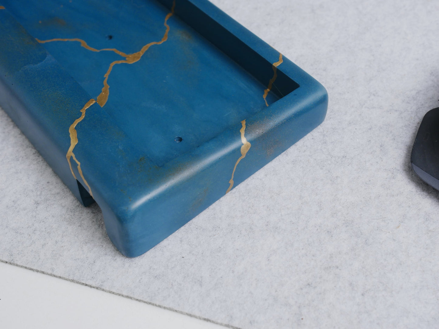 Mason60 Kintsugi- Grey Blue 1