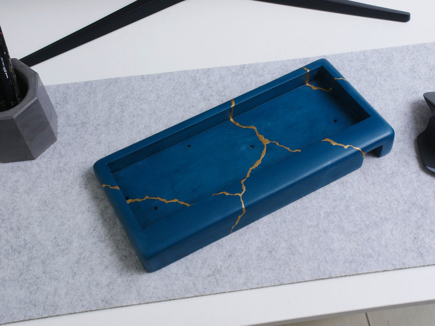 Mason60 Kintsugi- Grey Blue 2