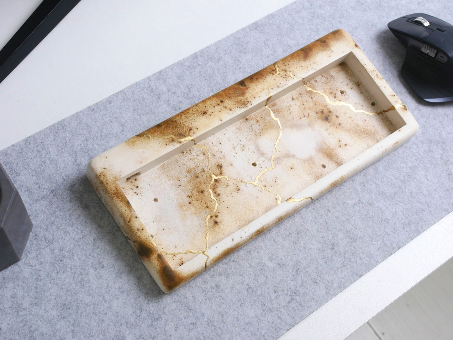 Mason60 Kintsugi-White Patina 1