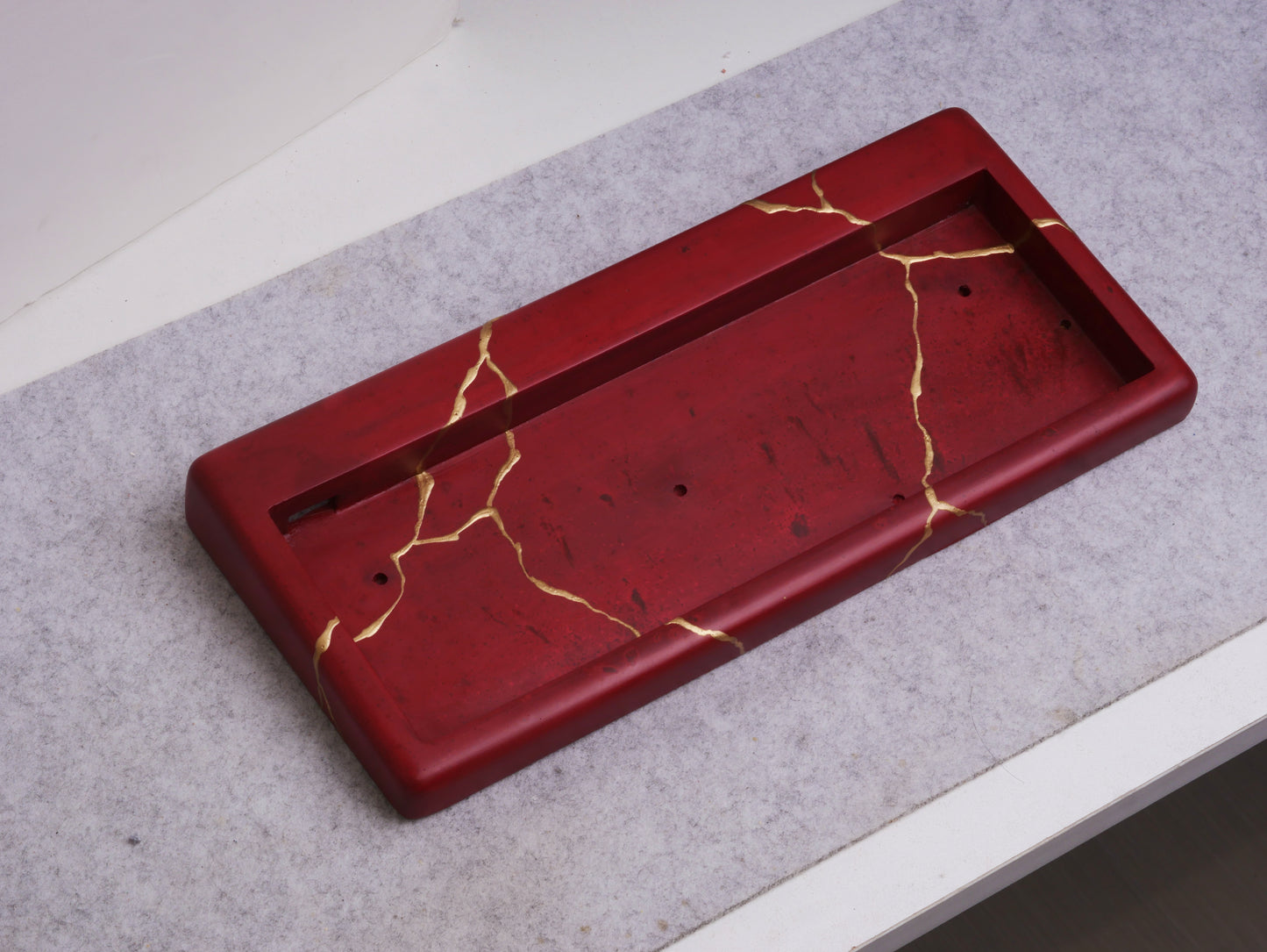 Mason60 Kintsugi Rd 3- Red 1