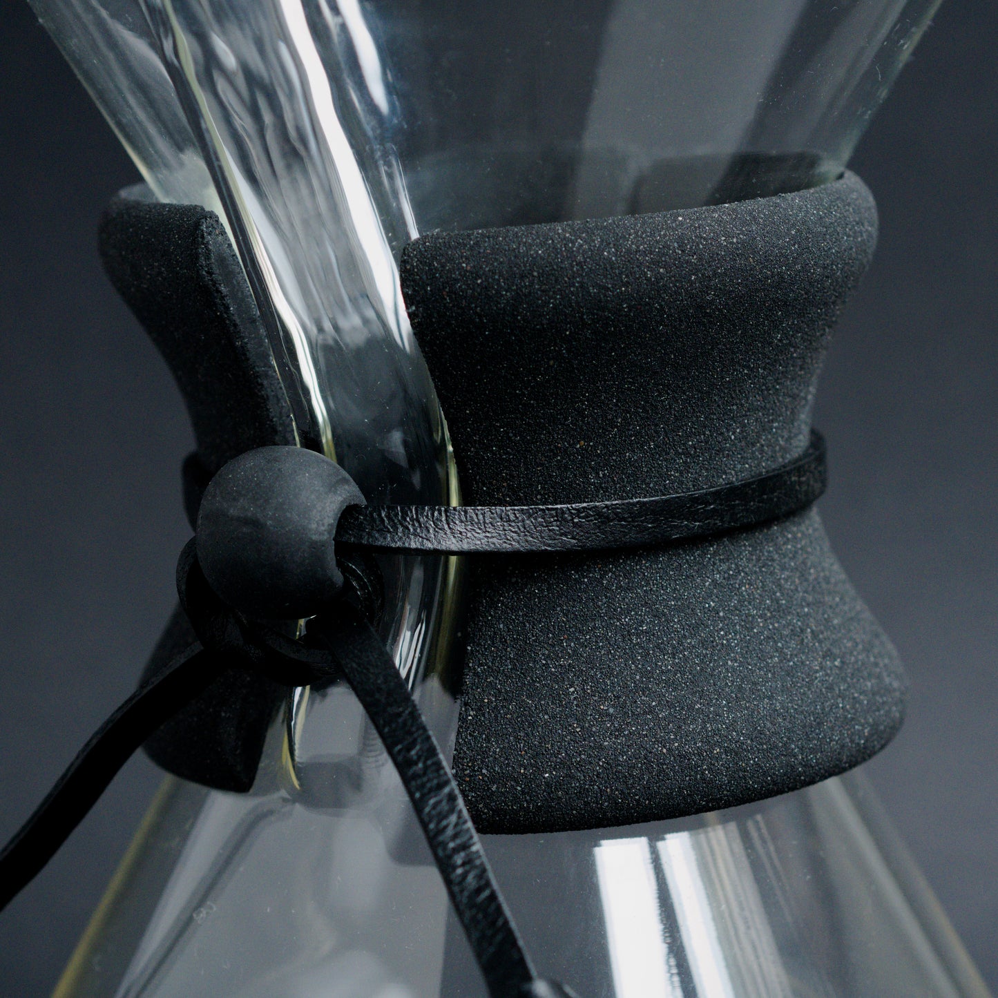 chemex collar black concrete