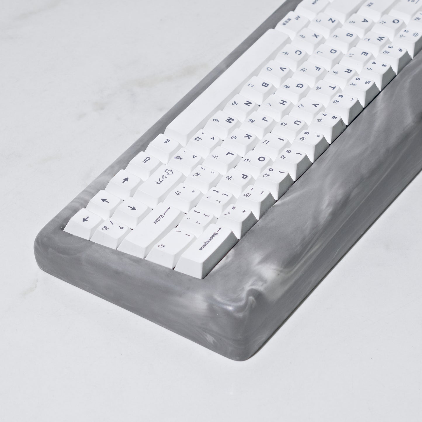 Mason60- Gray Marble 2 (with matching wristrest)