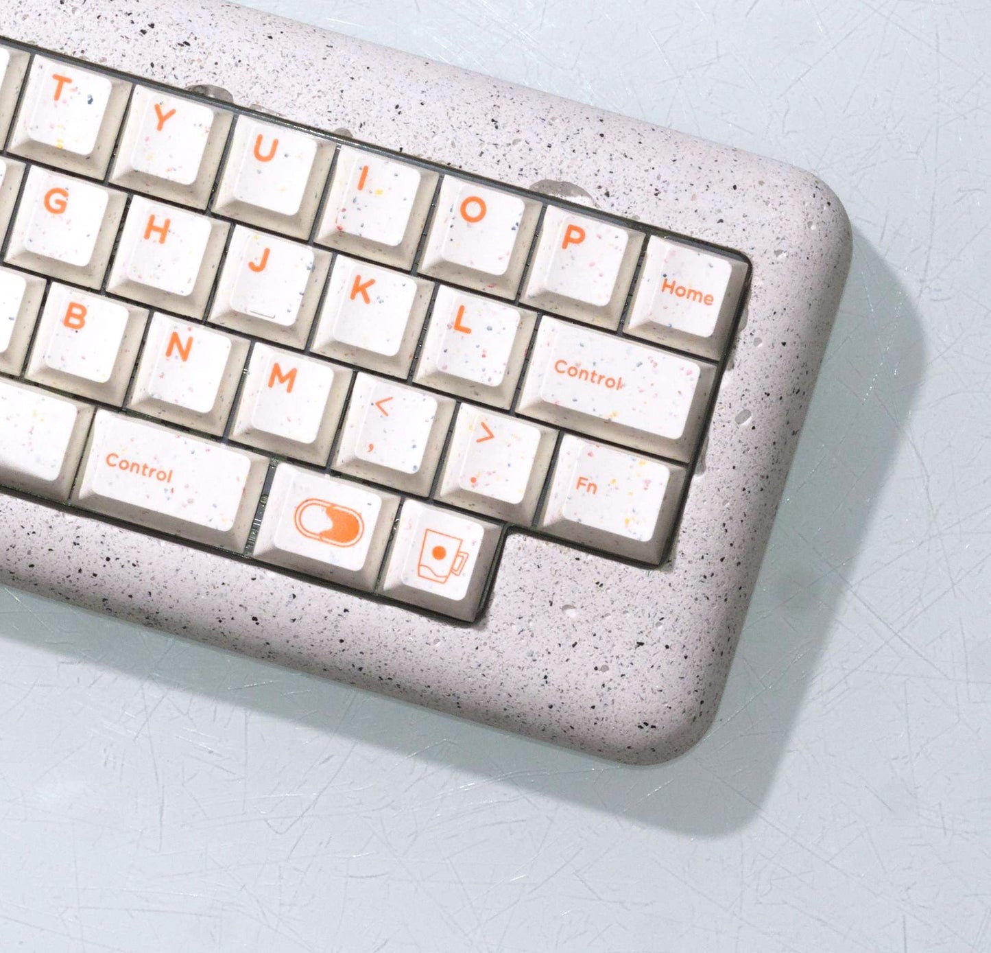 Stonevault- Silver Granite Case