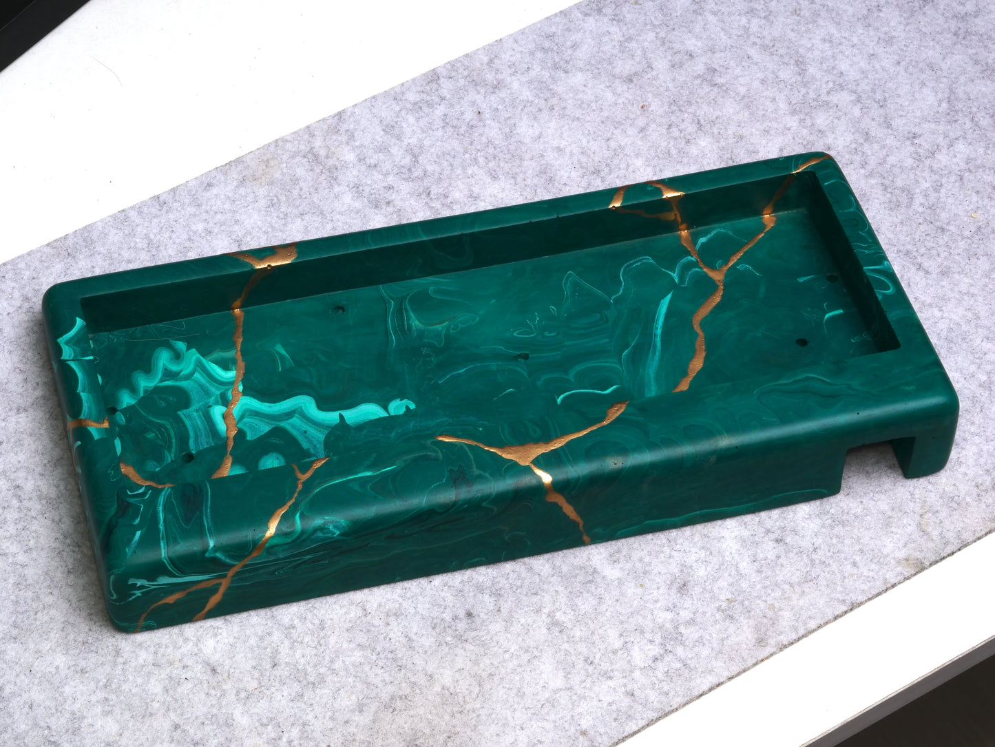 Mason60 Kintsugi Rd 3- Green 1